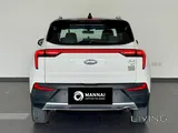 جاك JS4 2025 V4 1.5L بتصميم ثنائي اللون